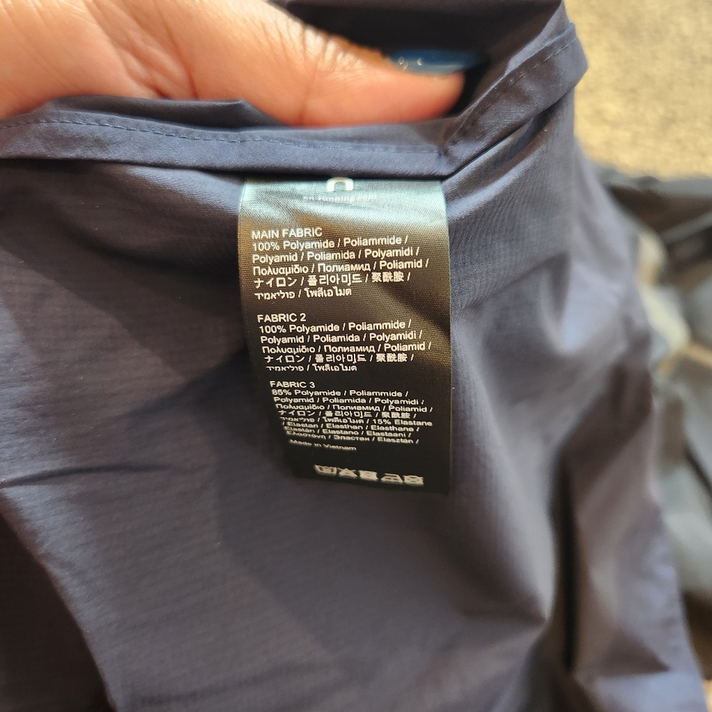 On Cloud Running Weather Jacket Blue & Black Womens Medium - Picture 6 of 7